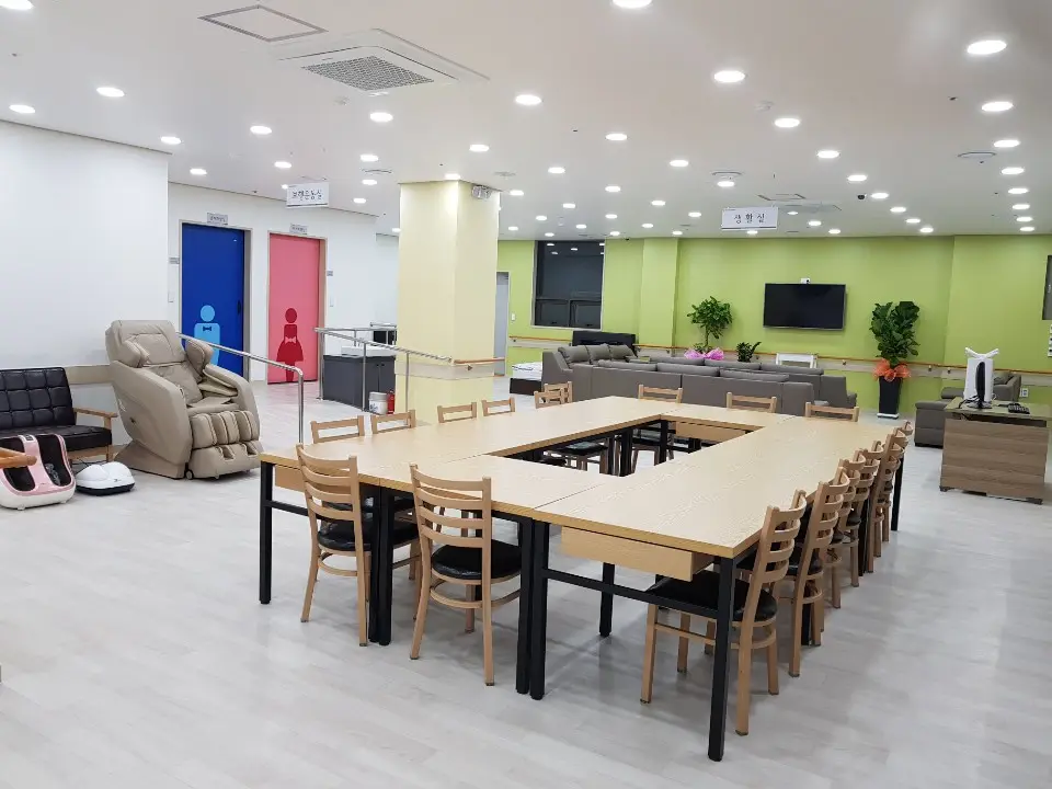 시설전경