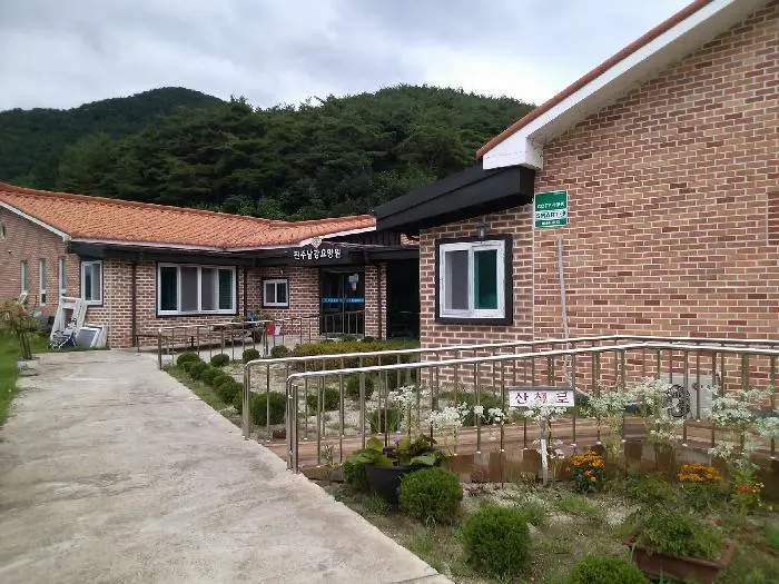 진주남강노인복지센터 전경