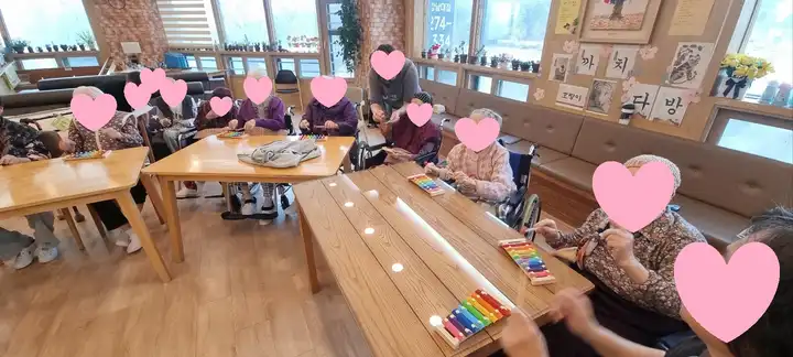 언어_신체(실로폰, 스카프