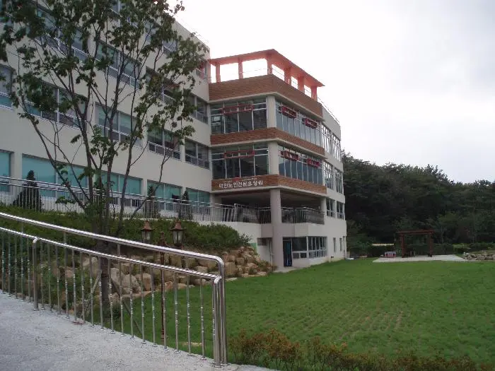 덕인노인전문요양원 사진