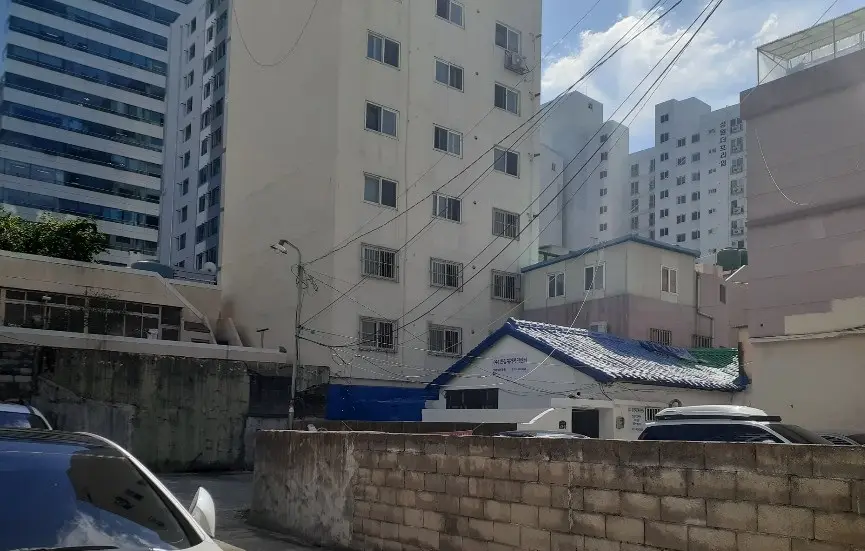 센터 외관 1