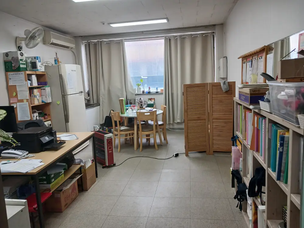 사무실 내부