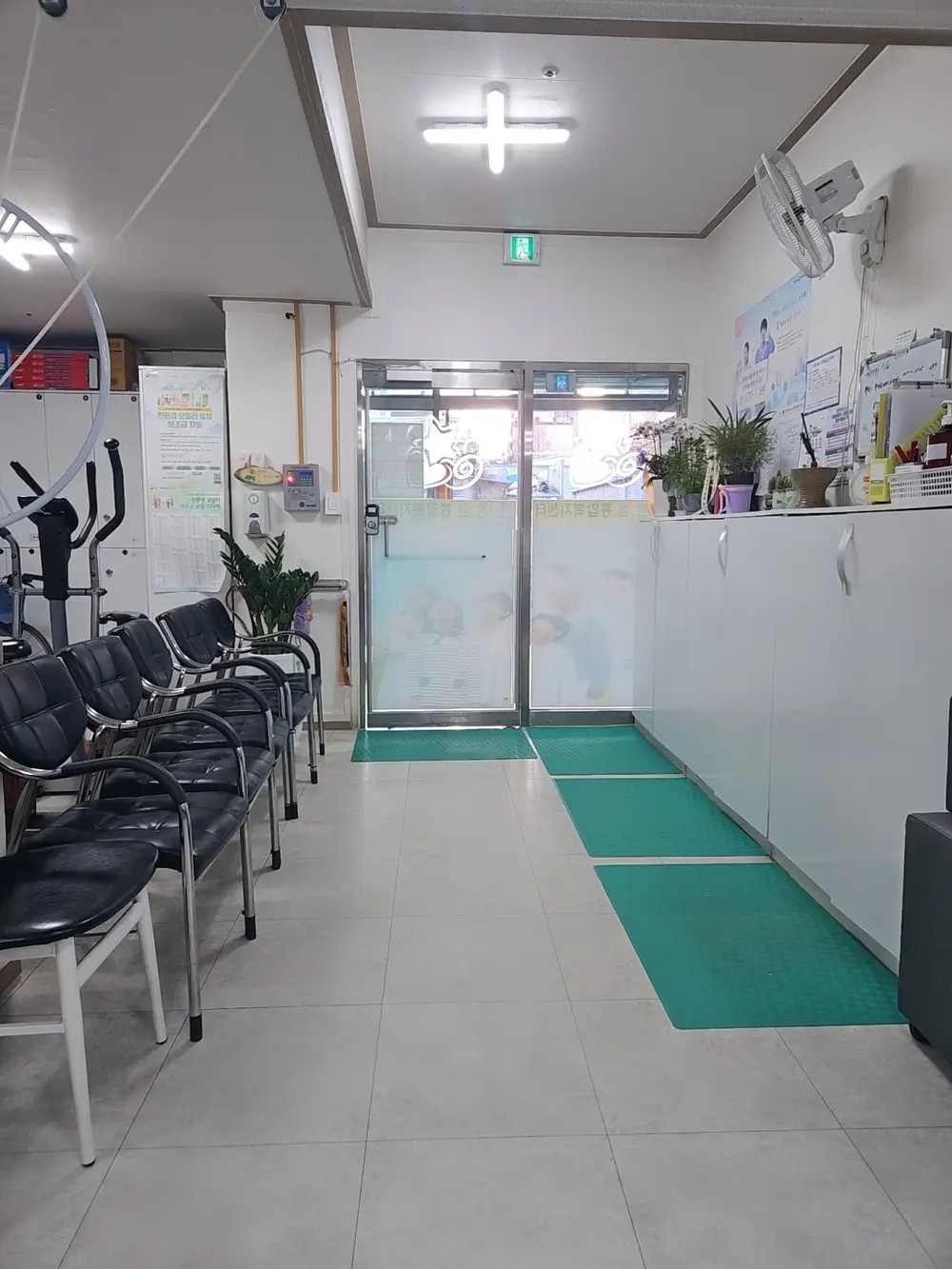 효심 출입구