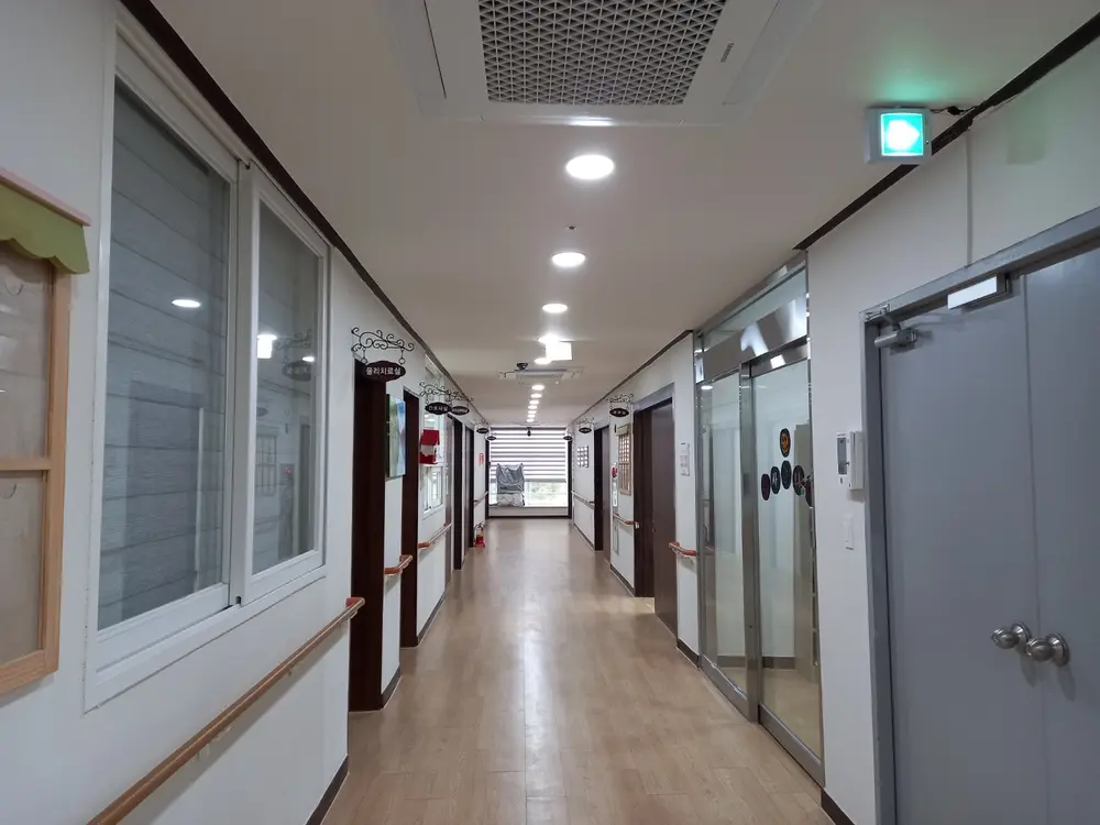 흑산주야간보호센터 사진
