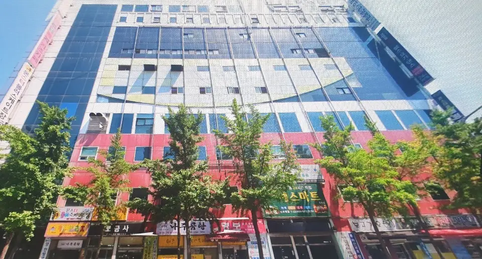 시설 건물 전경