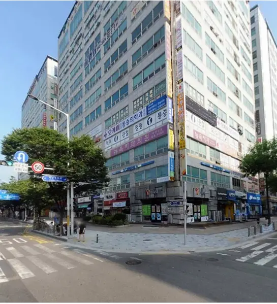 사무실 외관 전체 건물