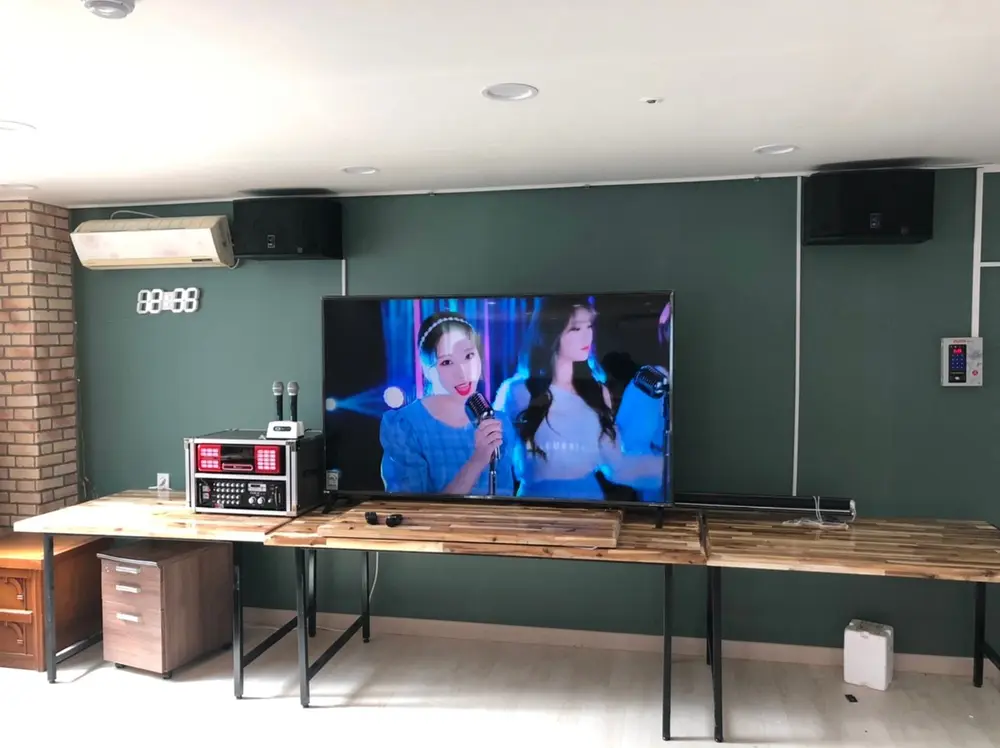 75인치 TV 설치 및 노