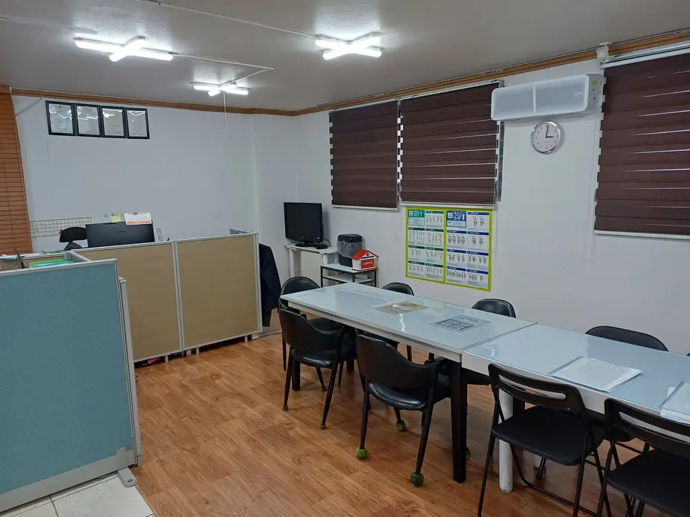 보다 훨씬 더 발전되어 화