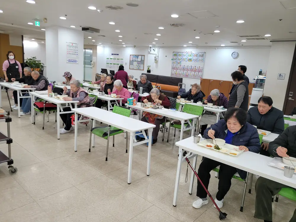 장수촌실버케어 주간보호센터
