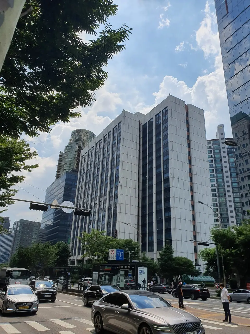 효실버재가센터 입주건물
