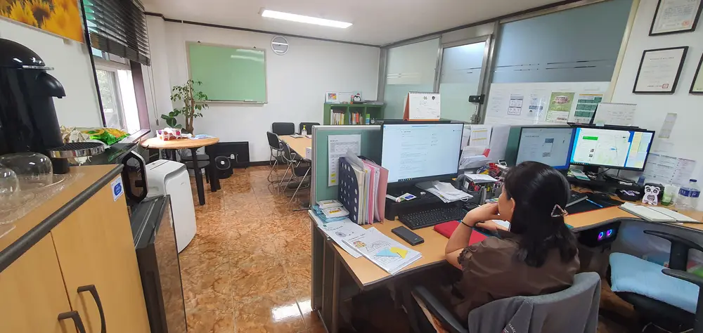 실내 전경