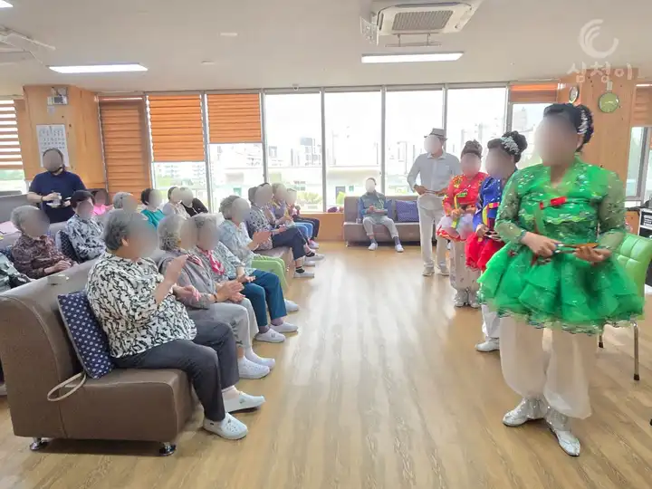 장고와 부채춤