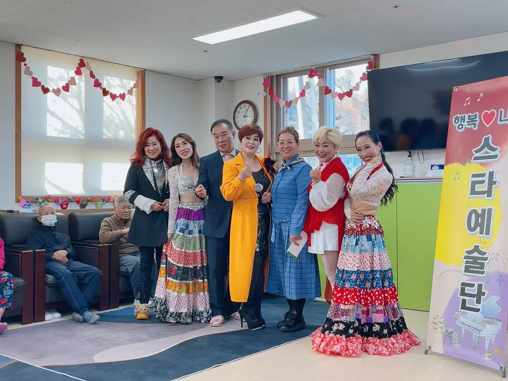 시설전경과 산책및 활동