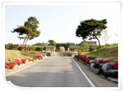 해뜨는마을 전경